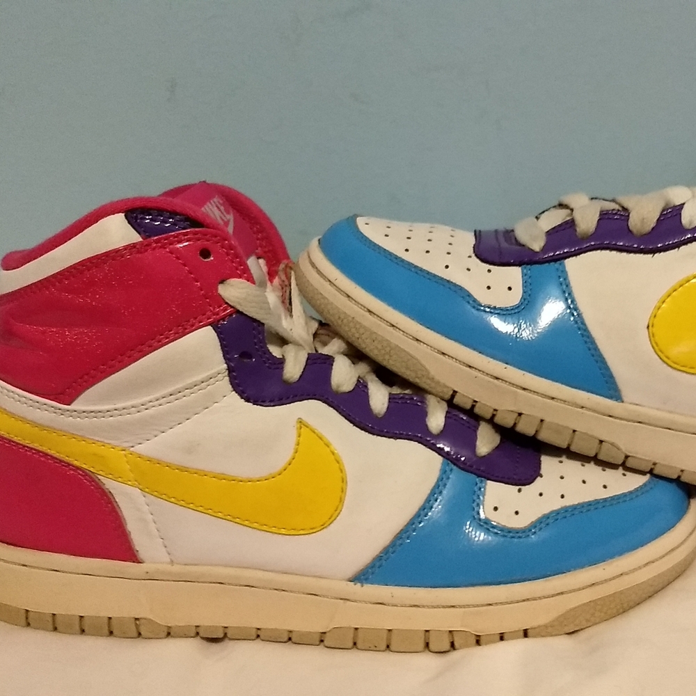 Juniors Nike High Le Sneakers Size 6 Y